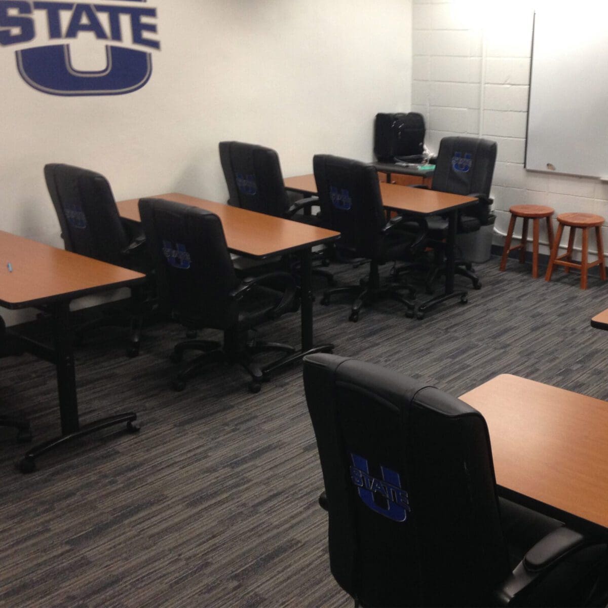 Office Chair 1000 | Custom Logo Furniture | DreamSeat